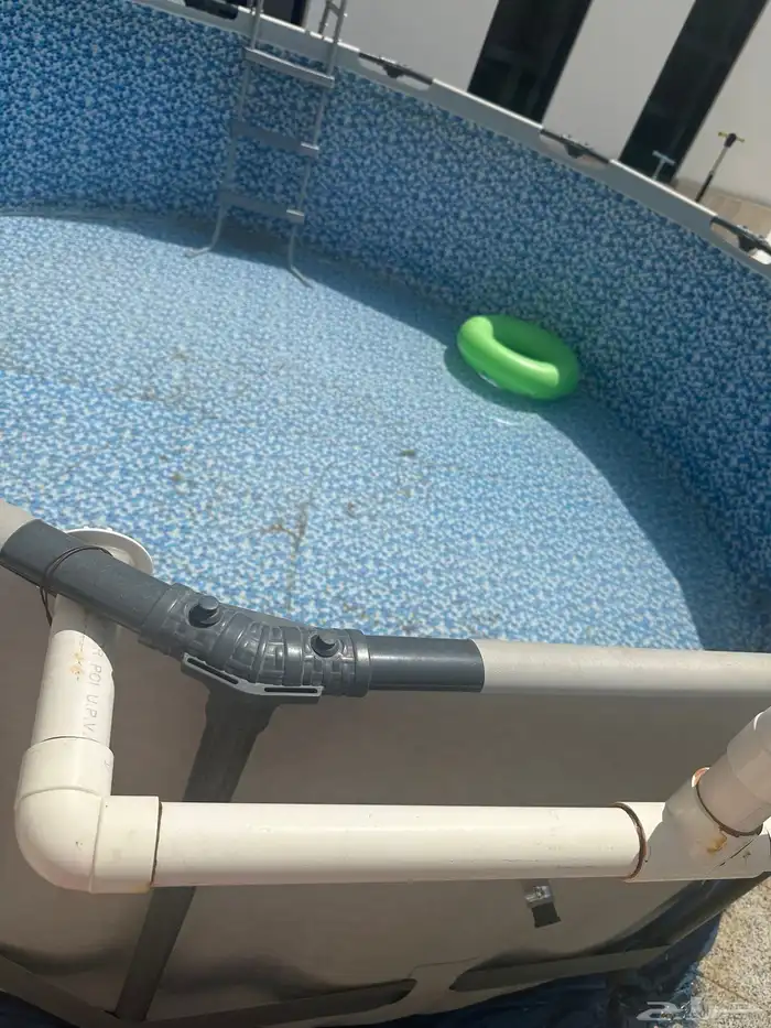 مسبح كبير 1