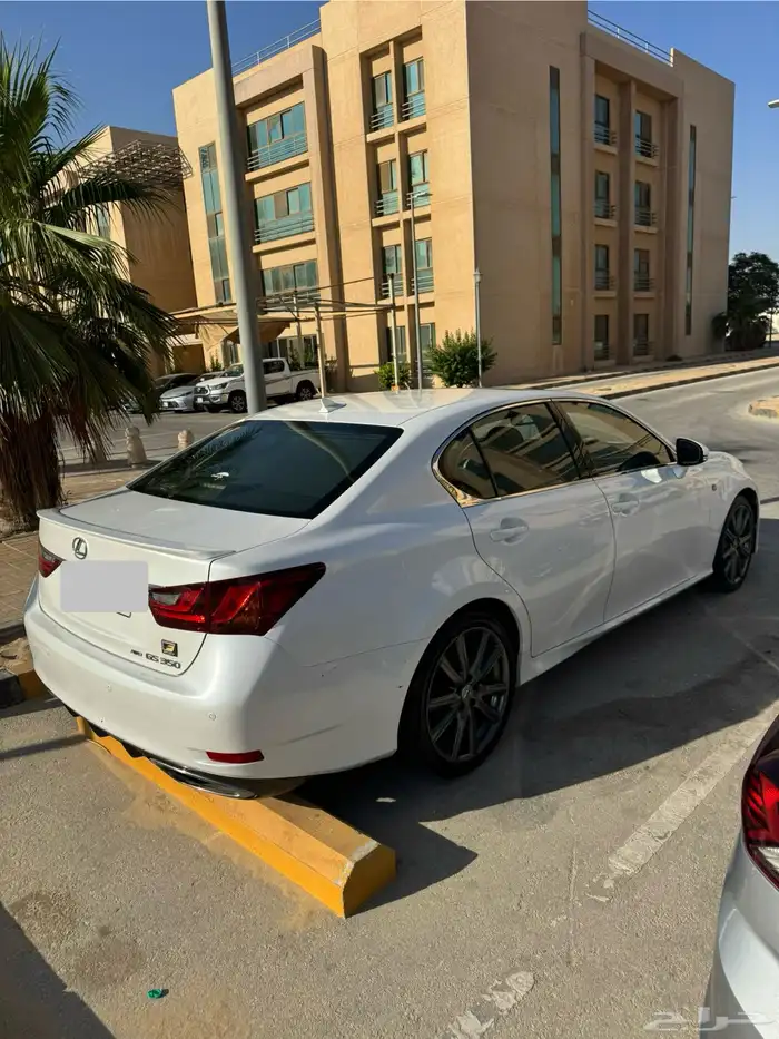 لكزس جي اس سبورت 350 4