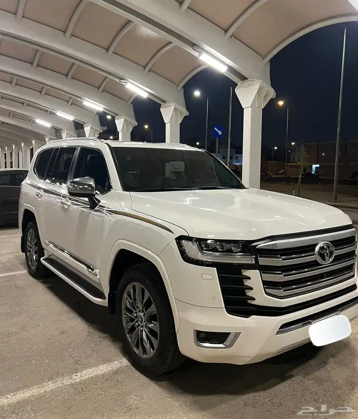 لاندكروزر فاكس 2023 1