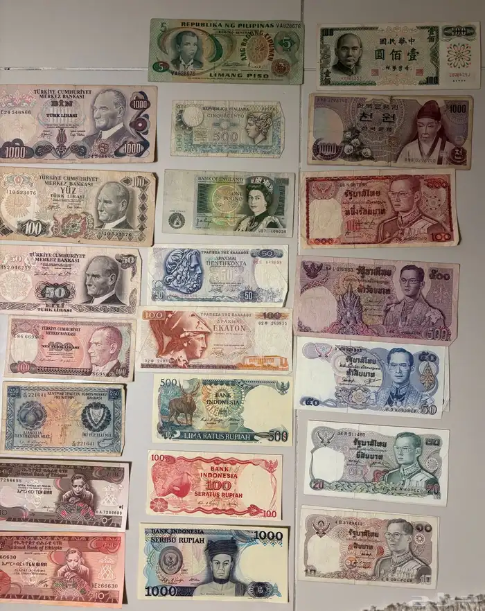 عملات ورقيه قديمه لبلدان متنوعه 2