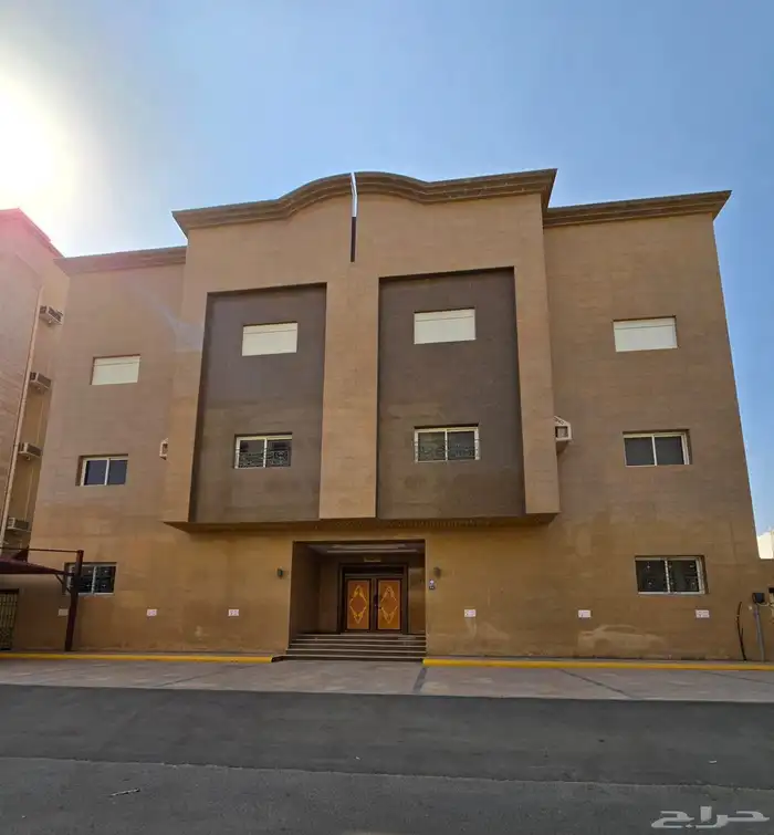 عمارة للبيع حي النزهه المساحه 875 م 0