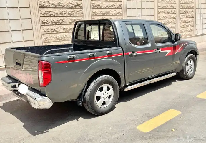 نيسان نافارا 2