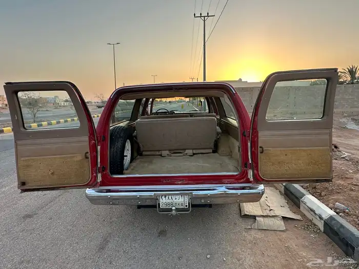 جمس 1984 GMC سوبربان 3
