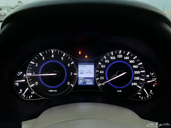 جيب انفينتي QX80 موديل 2014 تم البيع 38