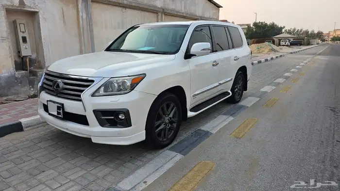للبيع لكزز 2013 1