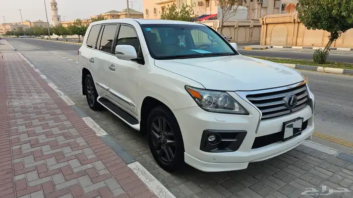 للبيع لكزز 2013 6