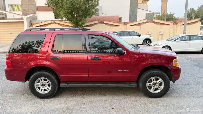 Ford Explorer 2004 everything good 1