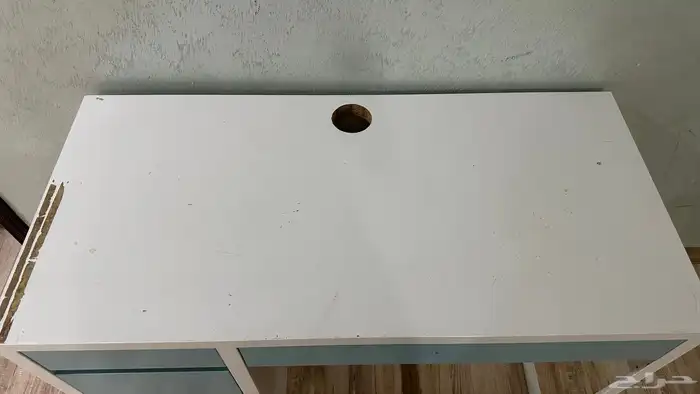 مكتب من ايكيا 1