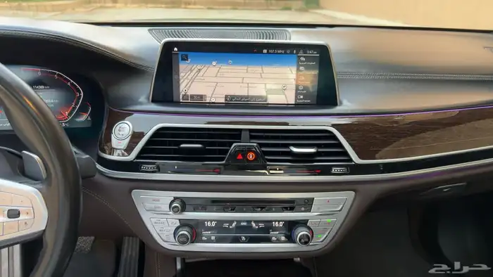 بي ام 730 2020 (صيانه مجانيه) بحالة الوكاله 26