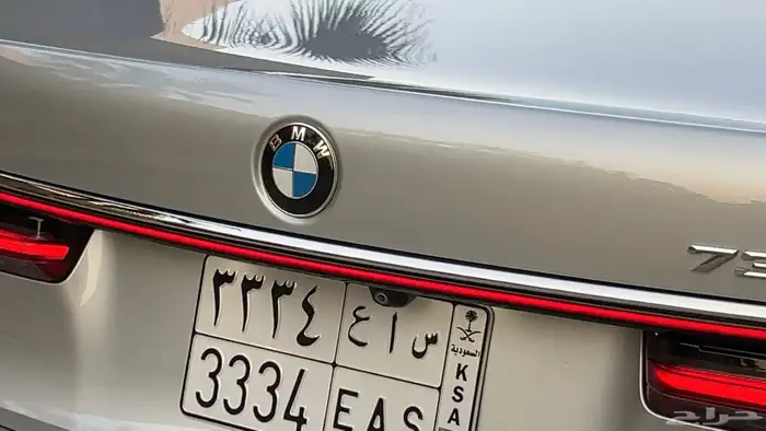 بي ام 730 2020 (صيانه مجانيه) بحالة الوكاله 13