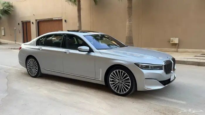 بي ام 730 2020 (صيانه مجانيه) بحالة الوكاله 54