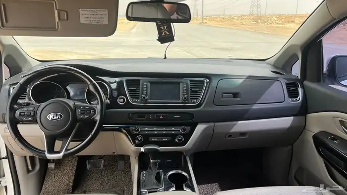 كيا كرنفال ديزل 2019 3