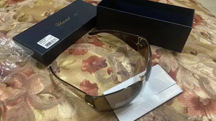 نظارة شمسية نسائية ماركة شوبارد 0