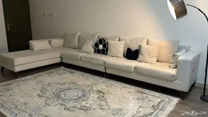 كنب لارج مع السجاد 1