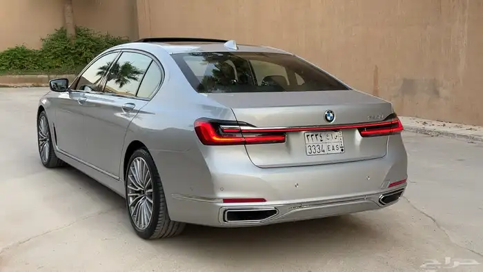 بي ام 730 2020 (صيانه مجانيه) بحالة الوكاله 9