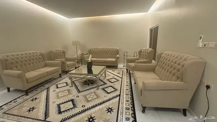 كنب مع طاولة 0