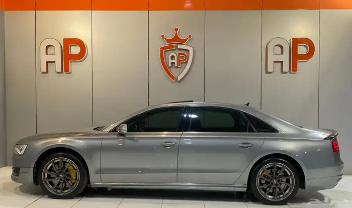 اودي A8L 2012 عداد 122 الف بحاله نظيفة 2