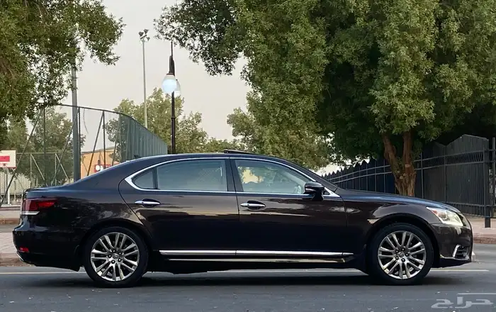 لكزس 2013 LS 460 5