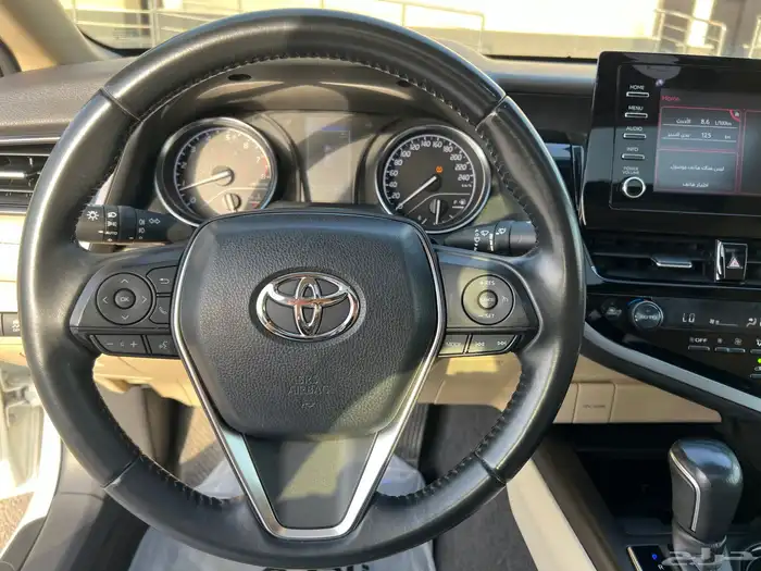 كامري 2023 GLE ( نظيف ) بنزين 27