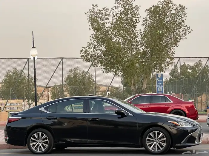 لكزس-ES300h-2020(ممشي70الف) 3