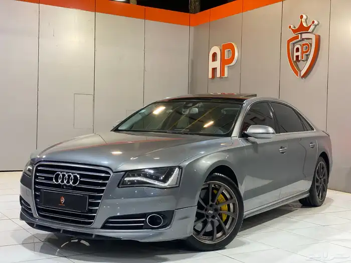اودي A8L 2012 عداد 122 الف بحاله نظيفة 4