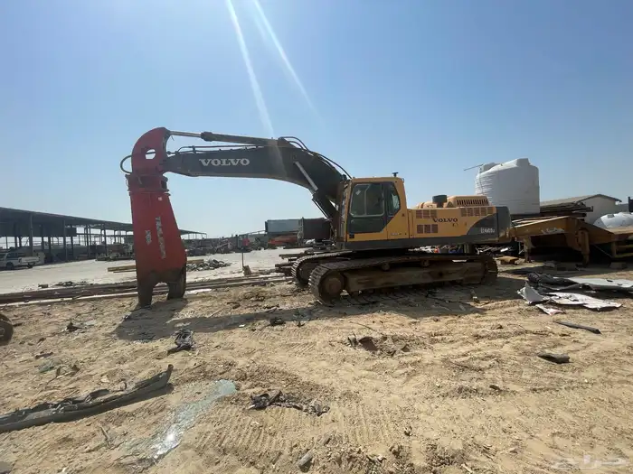 بوكلين فولفو Ec460 للبيع مع الباكت والدقاق 1