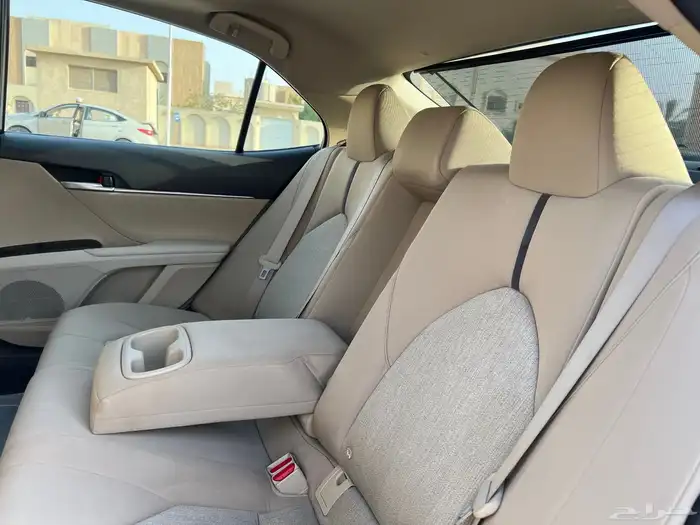 كامري 2023 GLE ( نظيف ) بنزين 32
