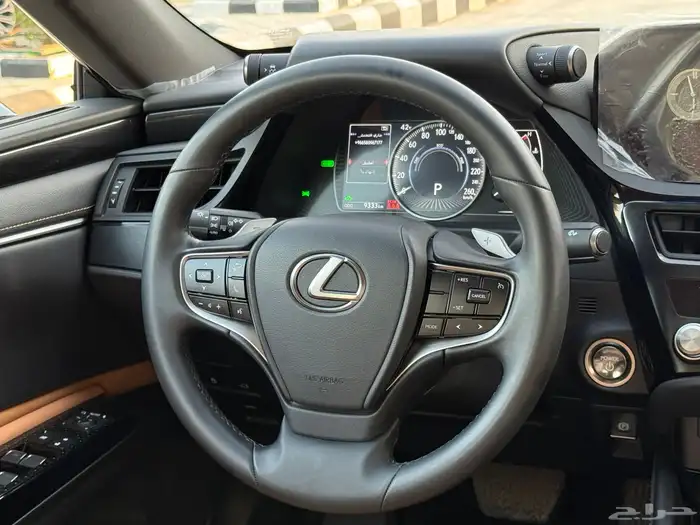 لكزس ES300hهايبرد -2024 عبداللطيف جميل 31