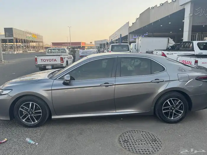 تويوتا كامري 2023 3