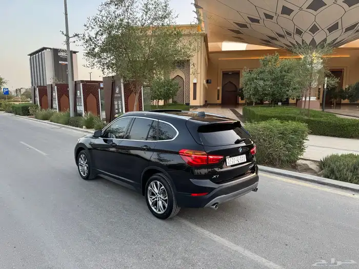 بي ام دبليو X1 مخزن 0