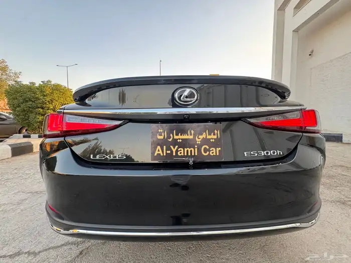 لكزس ES300hهايبرد -2024 عبداللطيف جميل 15