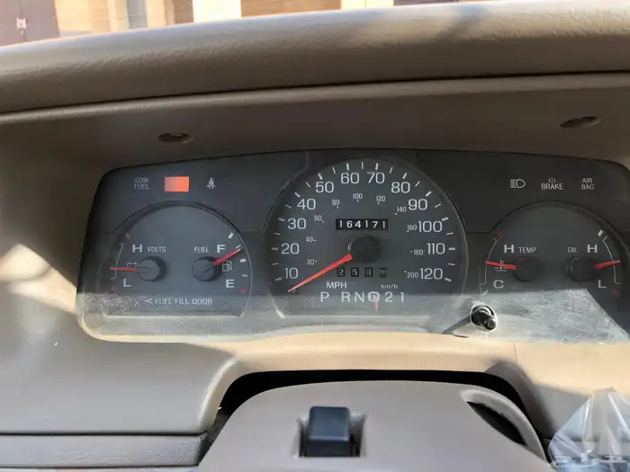 للبيع فورد جراند ماركيز 2004 مجدد نظييف 12