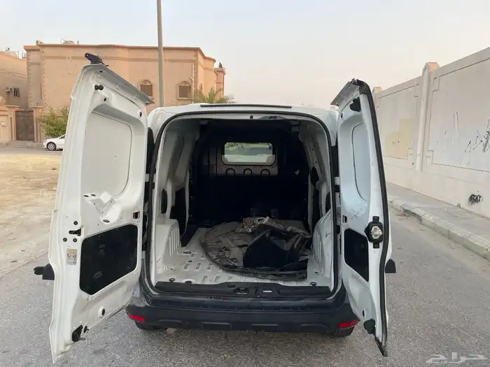 رينو دوكر 2019 10