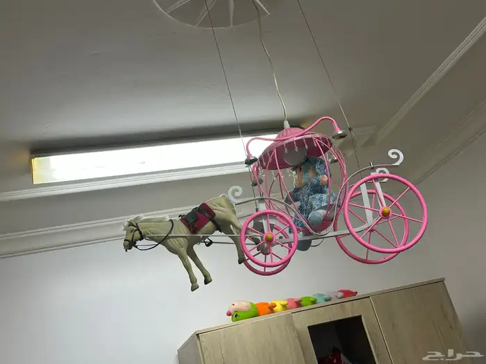 ثريه سقف للأطفال جديده وبحاله ممتازه 0