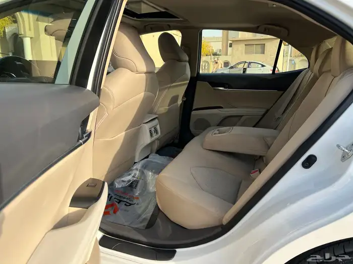 كامري 2023 GLE ( نظيف ) بنزين 29