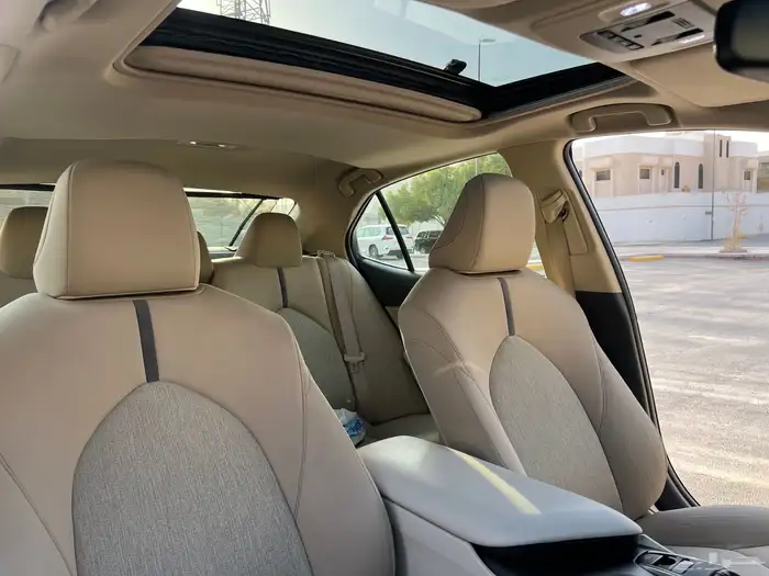 كامري 2023 GLE ( نظيف ) بنزين 43