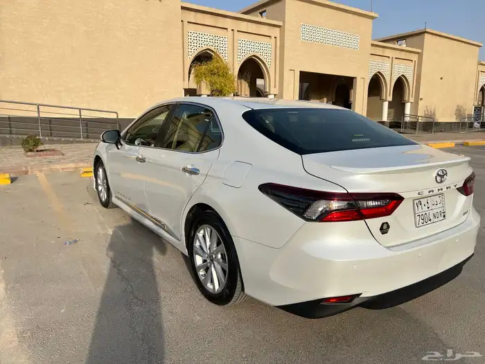 كامري 2023 GLE ( نظيف ) بنزين 5