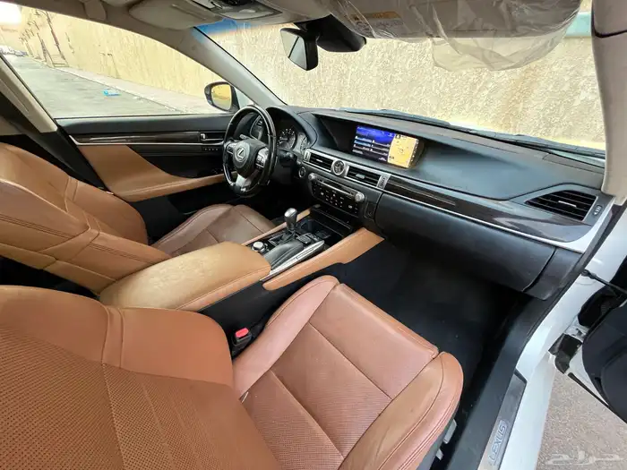 لكزس GS350 2016 16