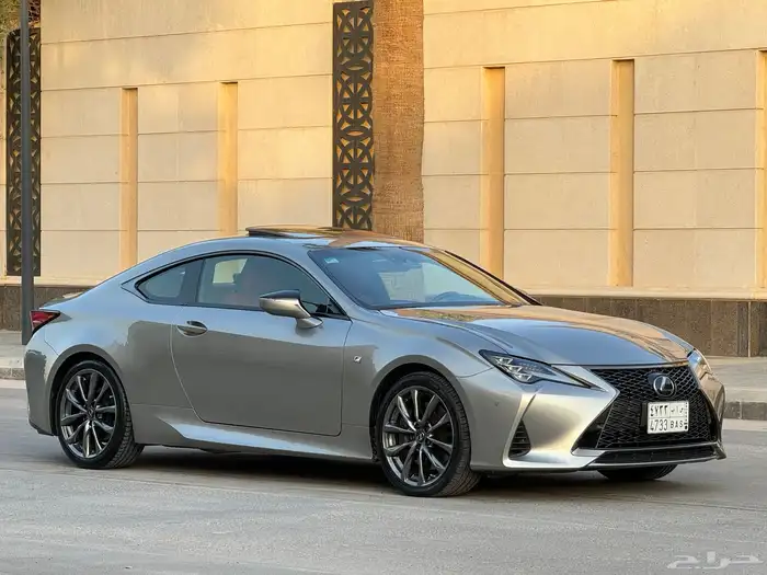 لكزس RC350 F موديل 2020 ممشى 71 الف تشيكات وكاله 25
