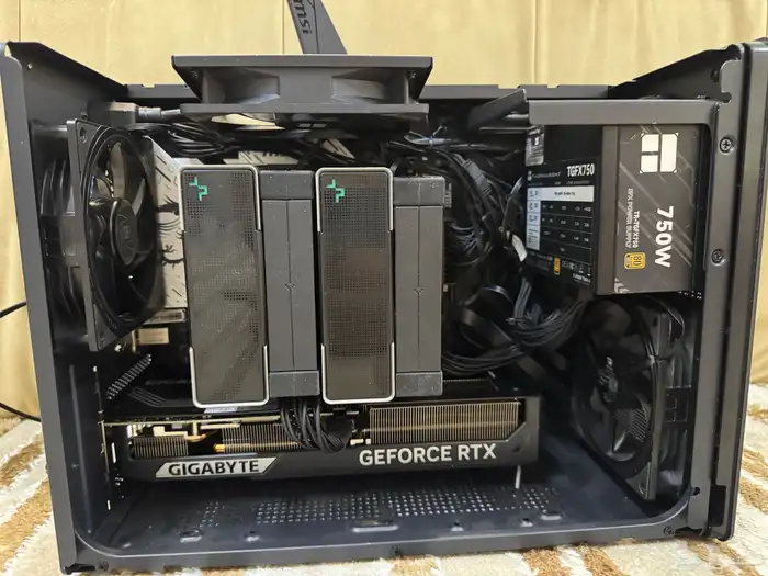بي سي صغير matx 9600x rtx 5070 32gb ddr5 cl30 6000mhz 3