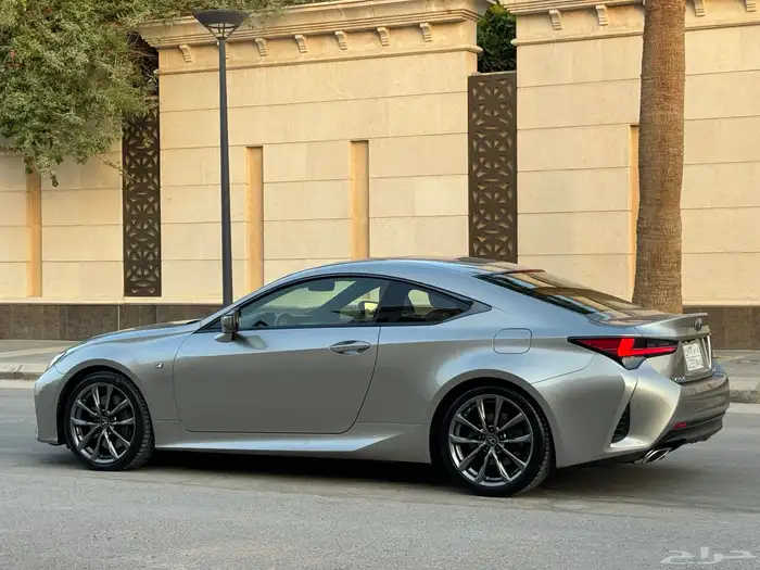 لكزس RC350 F موديل 2020 ممشى 71 الف تشيكات وكاله 9