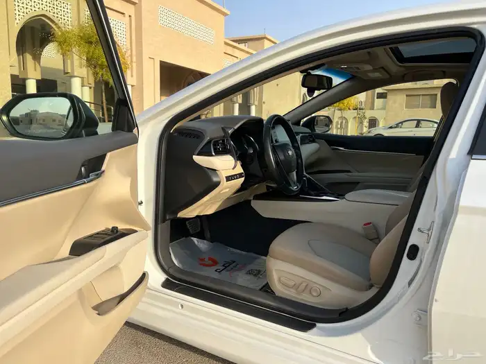 كامري 2023 GLE ( نظيف ) بنزين 16