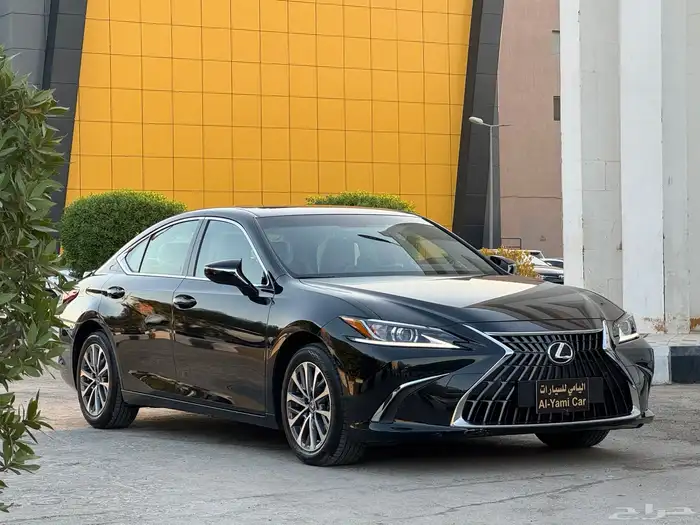 لكزس ES300hهايبرد -2024 عبداللطيف جميل 4