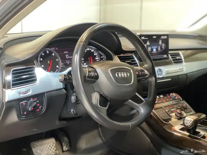اودي A8L 2012 عداد 122 الف بحاله نظيفة 12