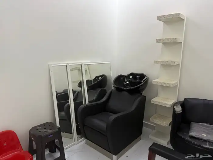 للبيع اثاث مكتب 3