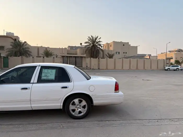 فورد كراون فكتوريا مدني 5