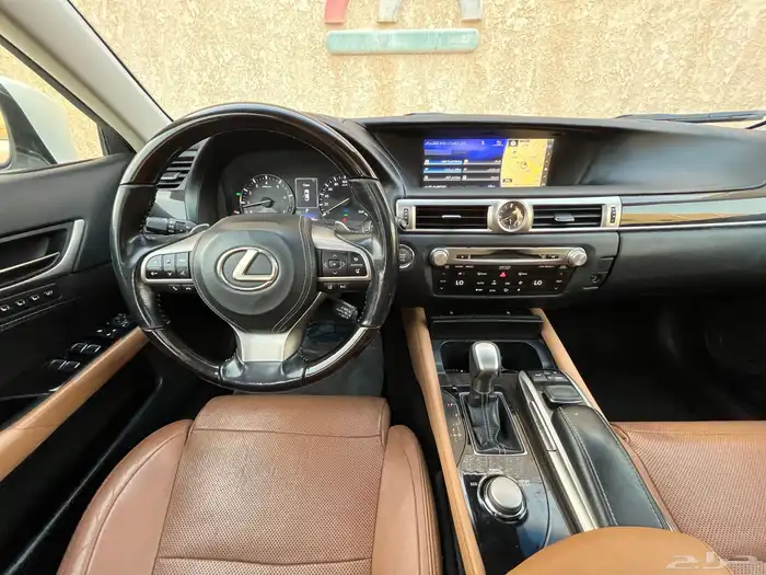 لكزس GS350 2016 8