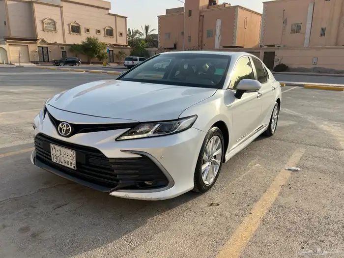 كامري 2023 GLE ( نظيف ) بنزين 3