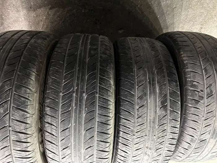 جنوط تورنج جيب لاند كروزر صيني مع كفرات دنلوب 285.50.20 ت23 13
