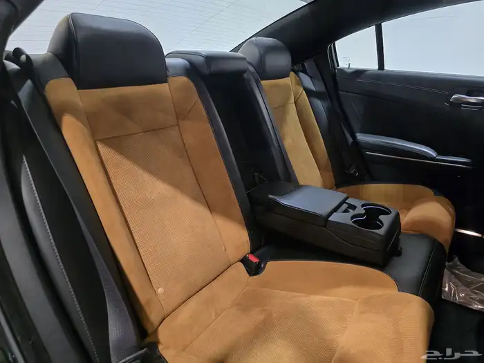 دودج تشارجر GT بريميوم موديل 2022 بحاله ممتازه 10
